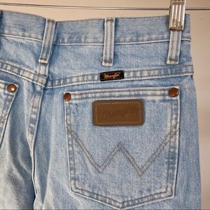 Vintage Wrangler Jeans in light stone wash